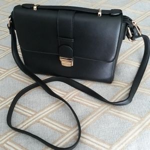 Black Crossbody bag